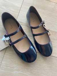 Buty eleganckie dla dziewczynki firmy Zara