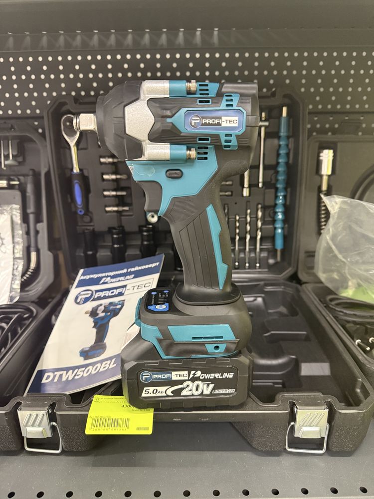 Акумуляторний гайковерт PROFI-TEC DTW500BL