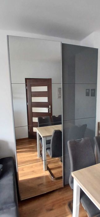 Szafa przesuwna z lustrem 140 grafitowa