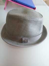 Vendo chapéu bege /acinzentado da marca Peter Grimm