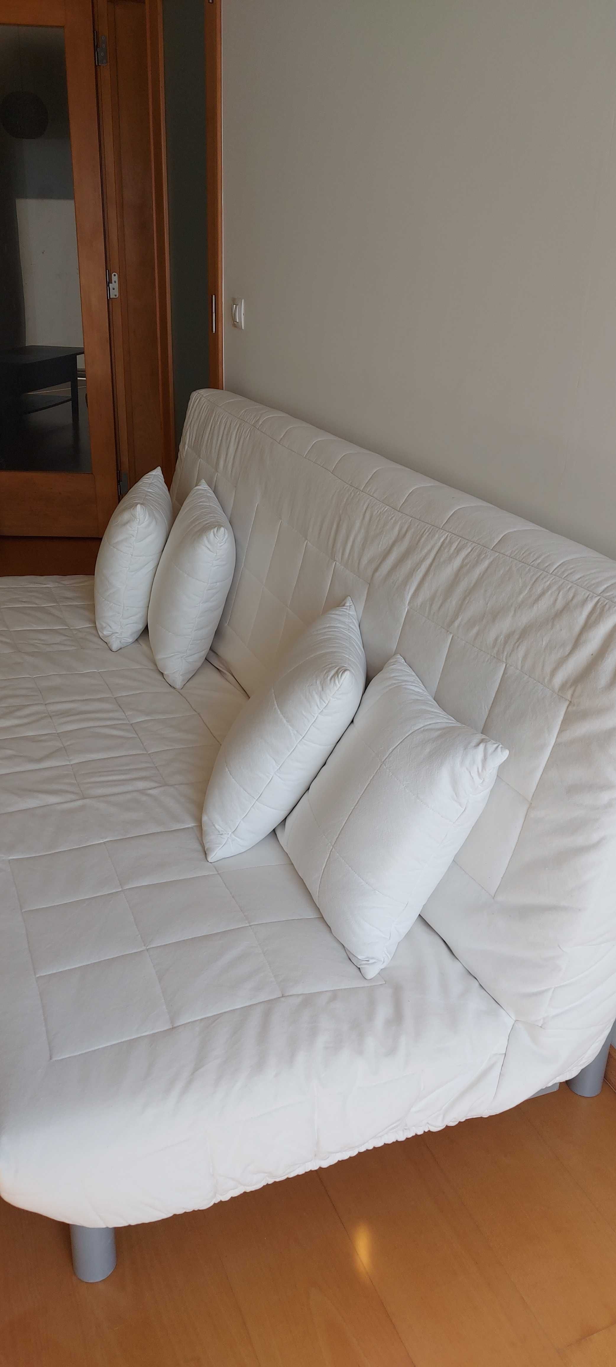 Sofá cama em excelente estado