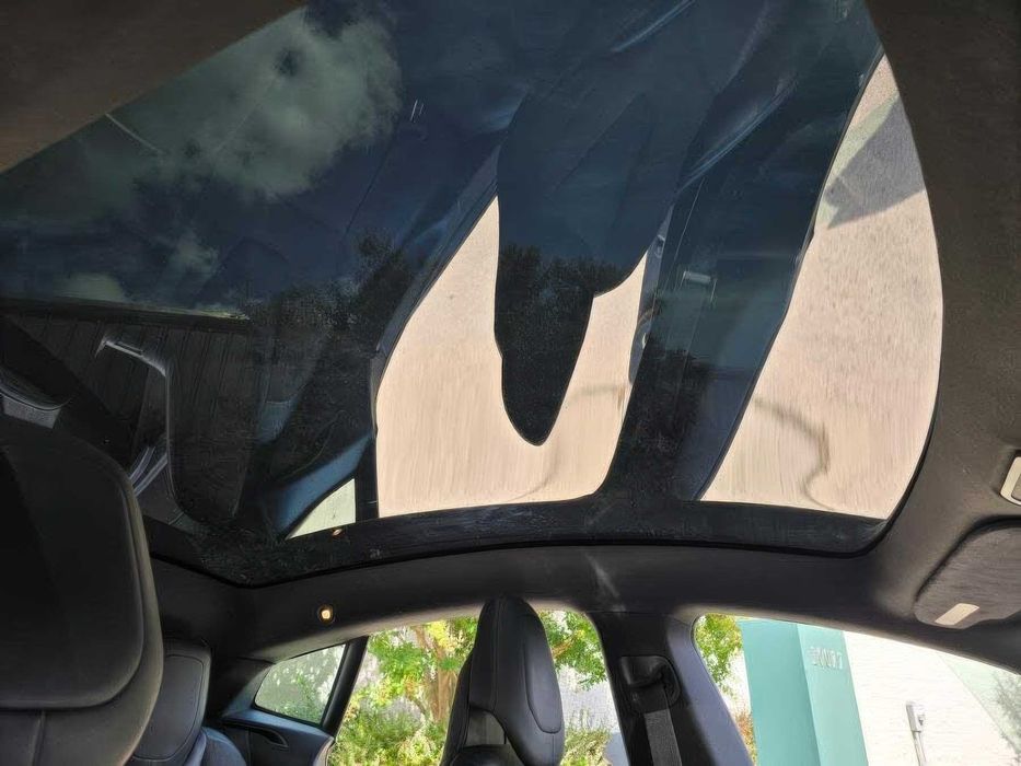 Tesla Model S 75D      2019