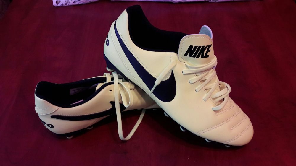 Korki neonowe Nike 44