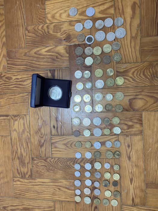 Moedas antigas varios paises