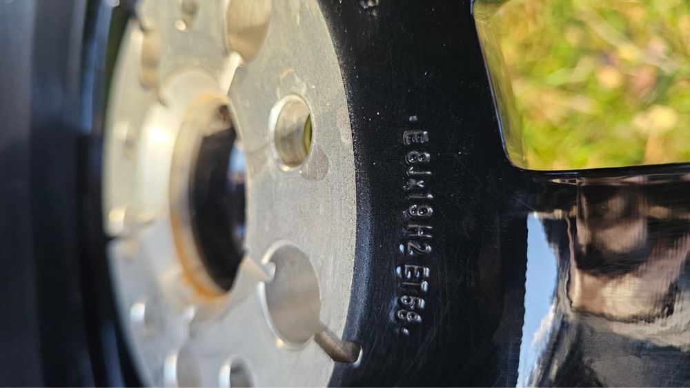 Opony i felgi, komplet stan idealny 19’ !