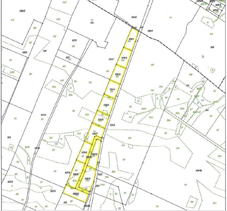 Działka rolna, podzielona na 13, możliwość wystąpienia WZ, Wiele