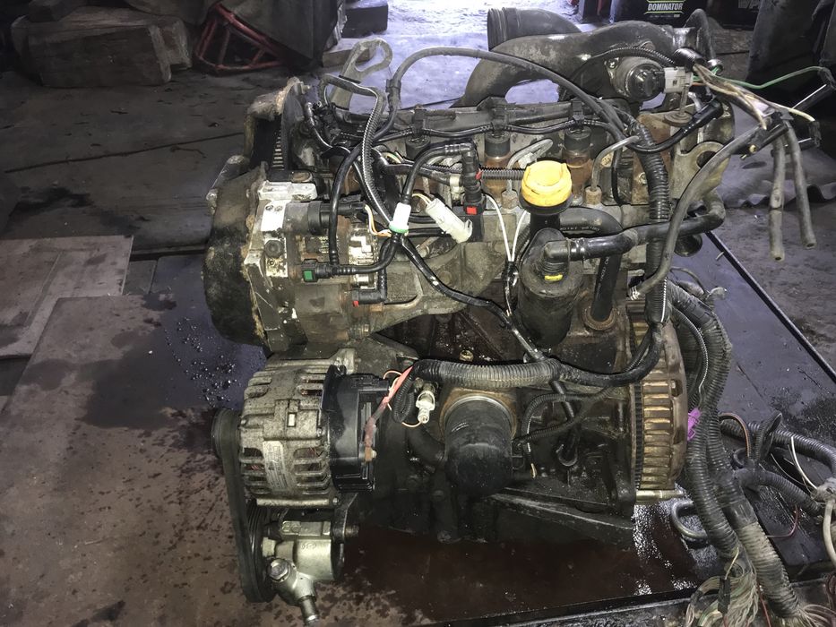 Разборка Рено Трафик 1.9 2005 год