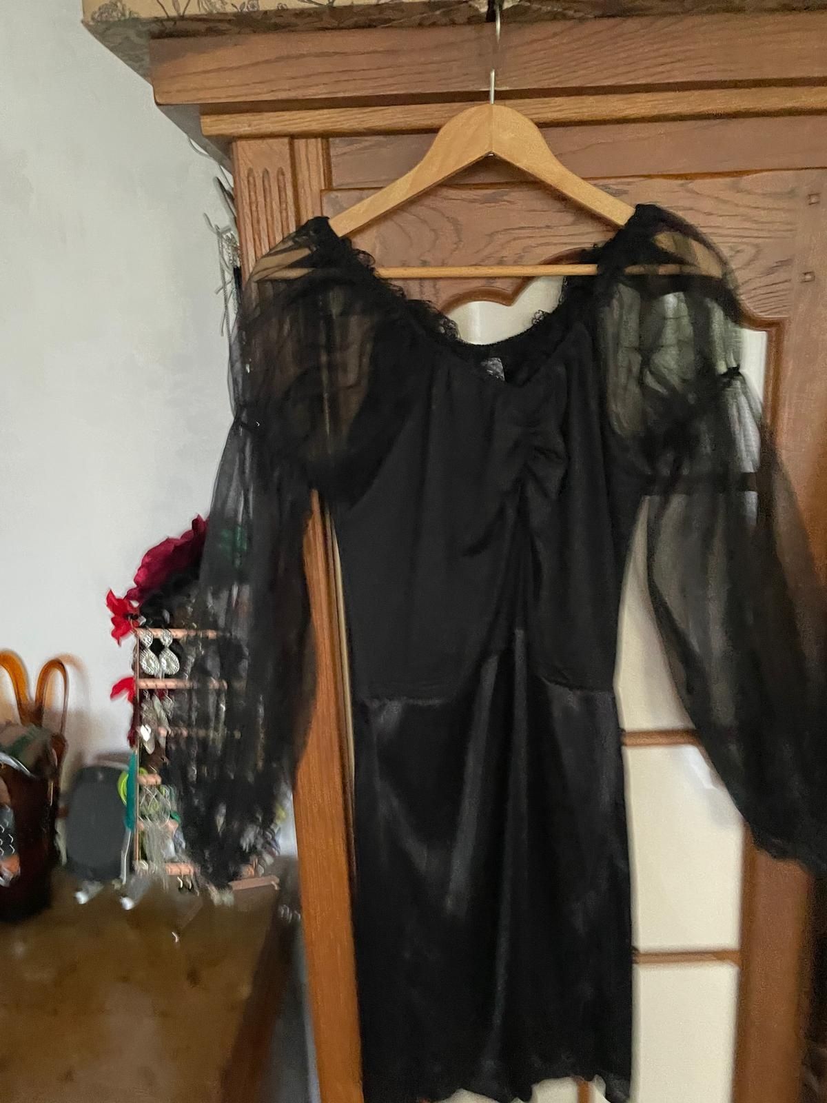 Super strój na Halloween sukienka +opaska róże i czachy roz..M-L - XL