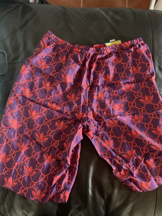 Shorts Gucci x Adidas T54. Originais. Sem etiqueta. Só em mãos.