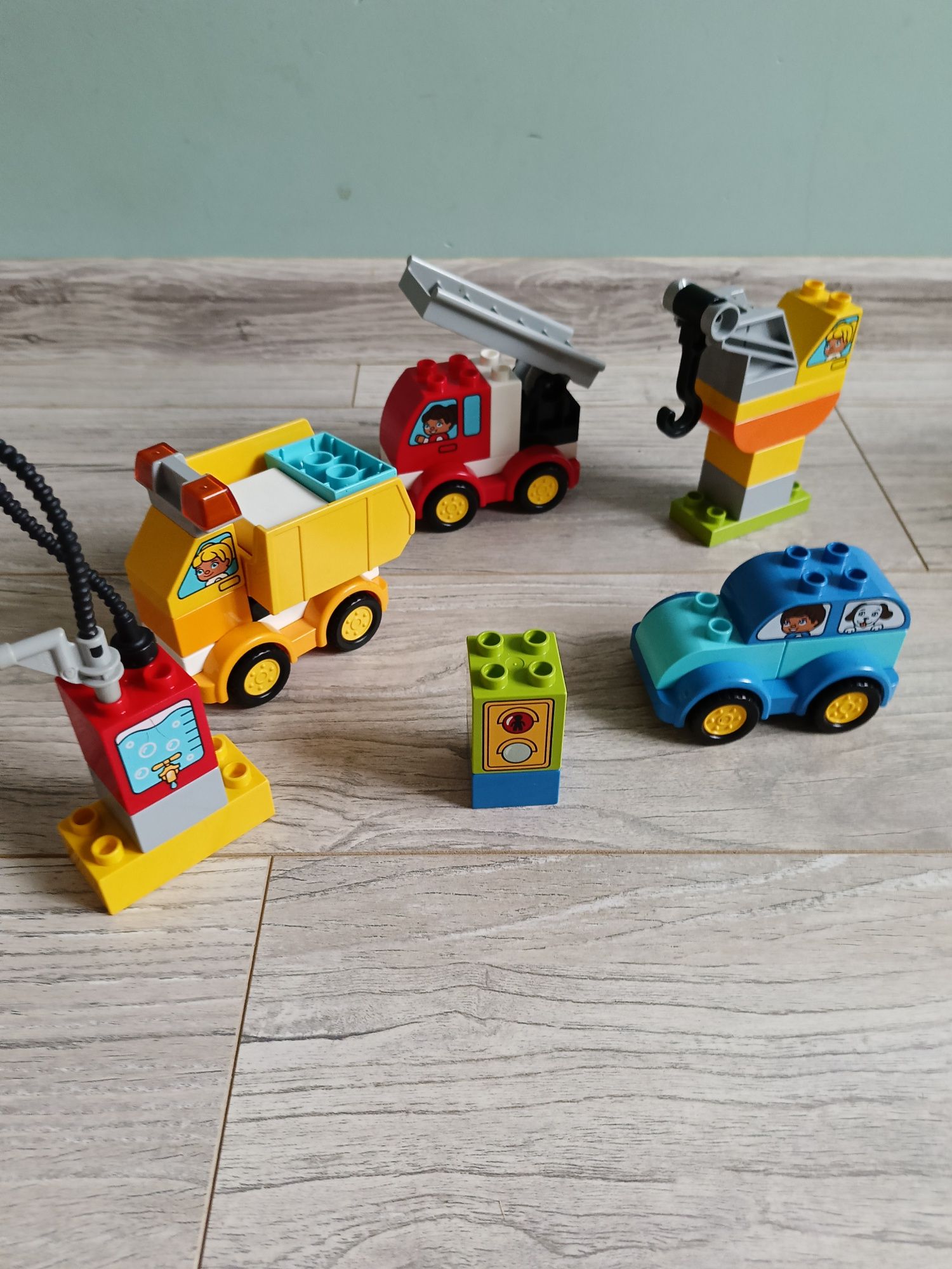LEGO Duplo zestaw 10816 moje pierwsze pojazdy