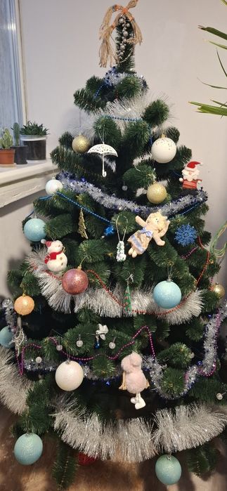 Ялинка  штучна 1,5 м.