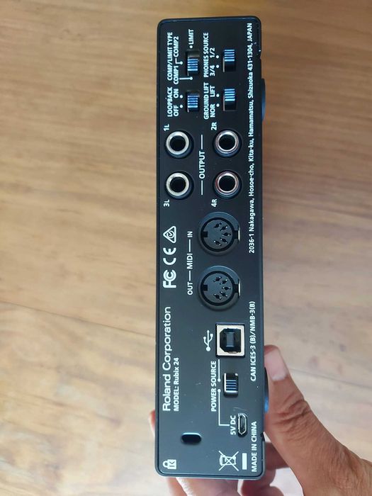 Roland Rubix24 Interface Áudio – Usada 1x, Garantia 2027