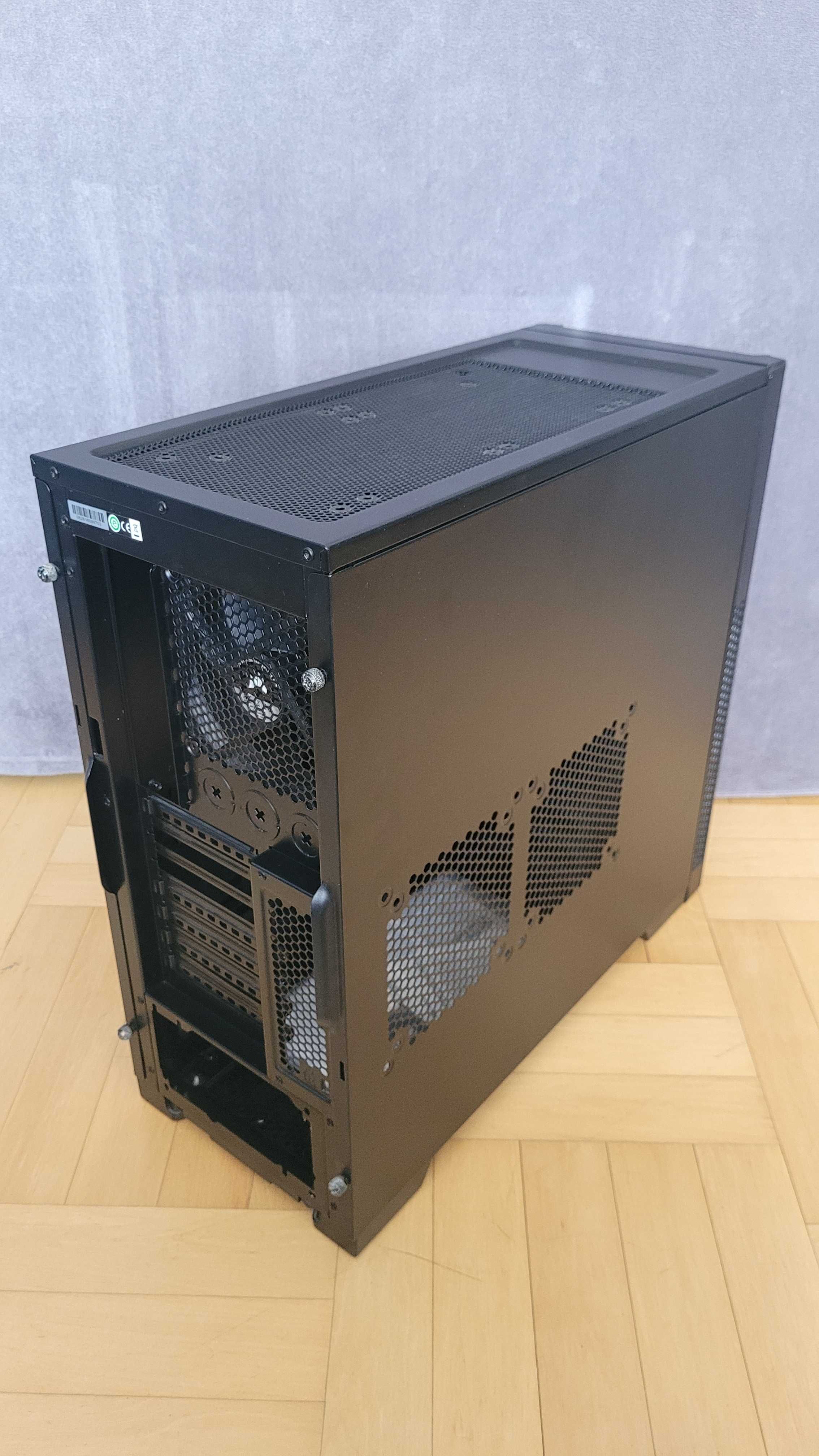 Obudowa komputerowa Corsair 300R Carbide Series