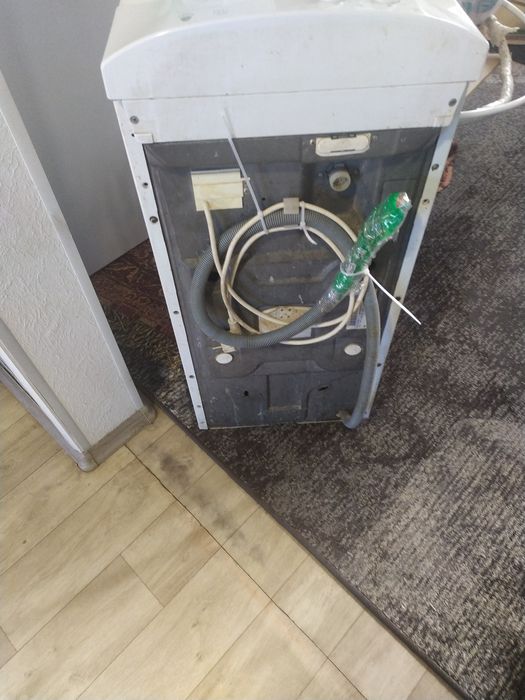 Продам стиральную машину бу