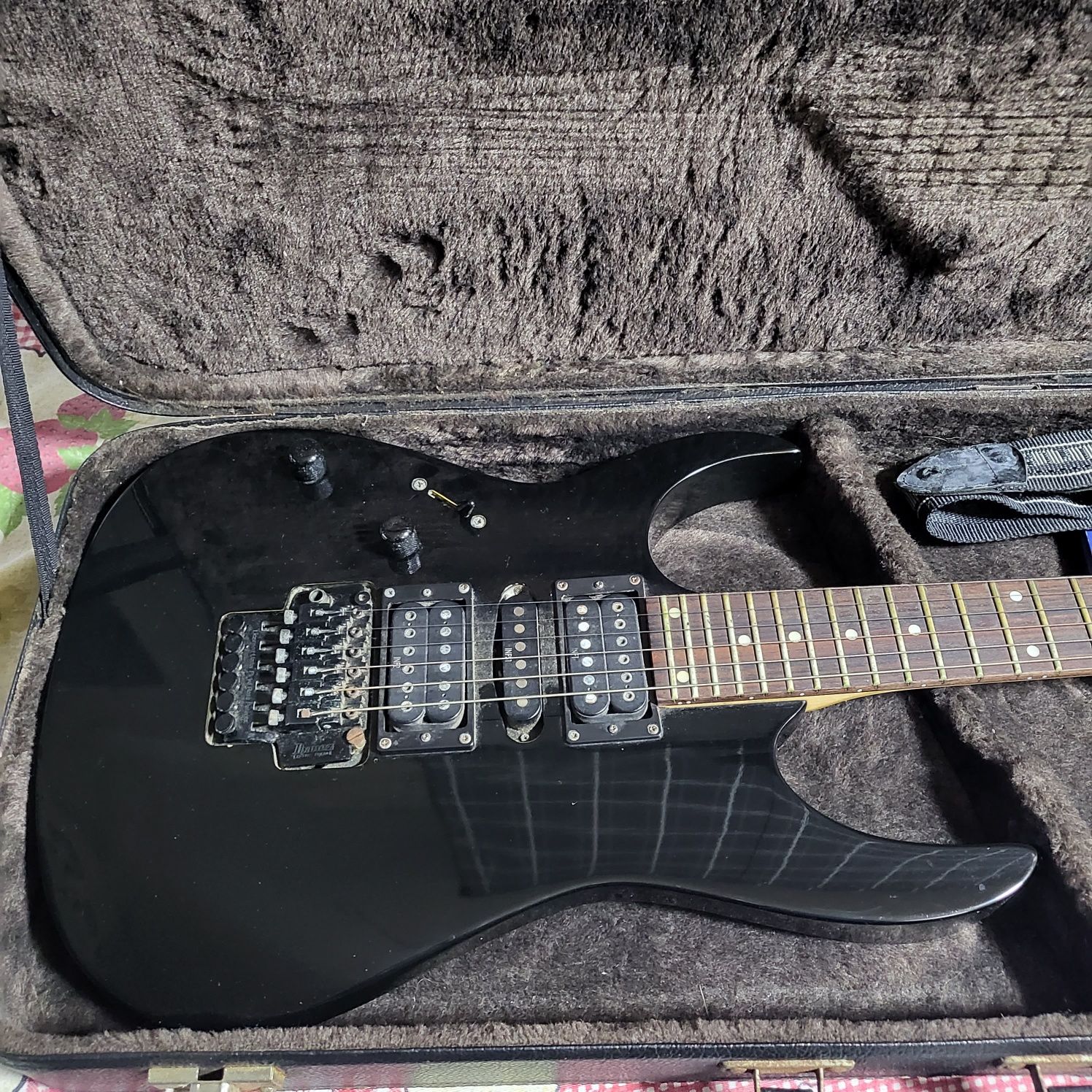 Guitarra ibanez rg series canhota