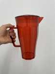 Jarra plastico vermelho loja AREA