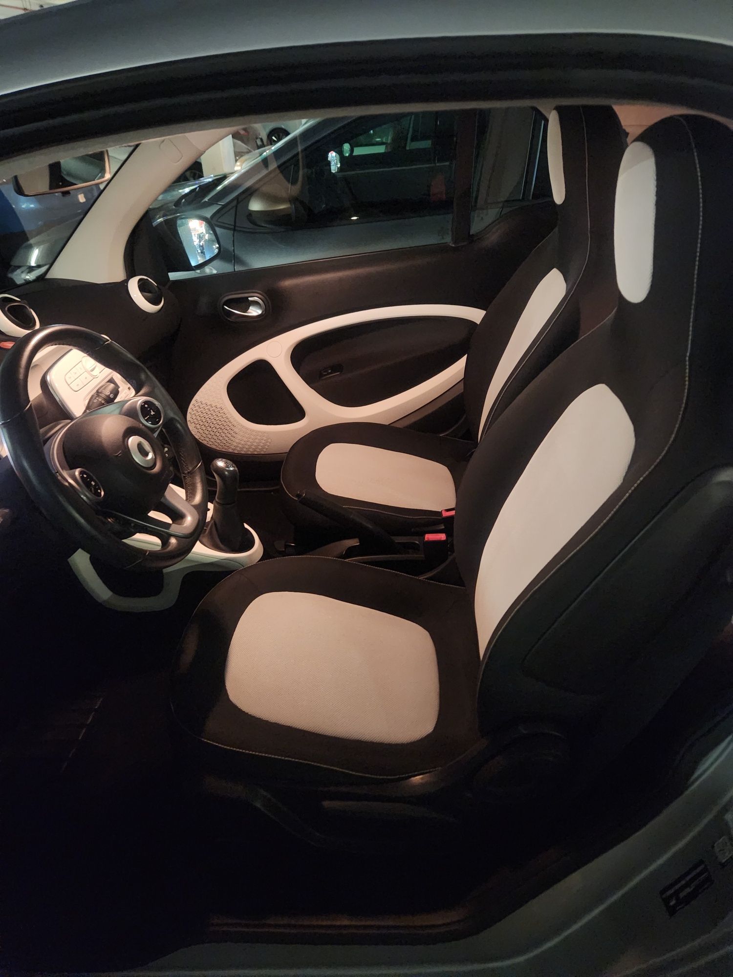 Smart Fortwo só 67.000 km impecável de tudo Aceito retoma para facilit