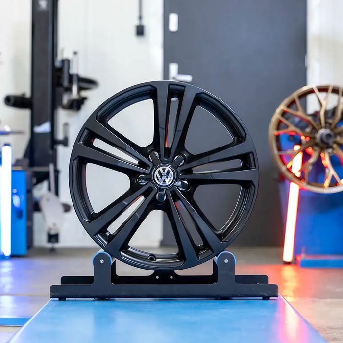 NOWE ORYGINALNE Felgi / Koła 18" - Volkswagen Golf Touran Passat T-Roc