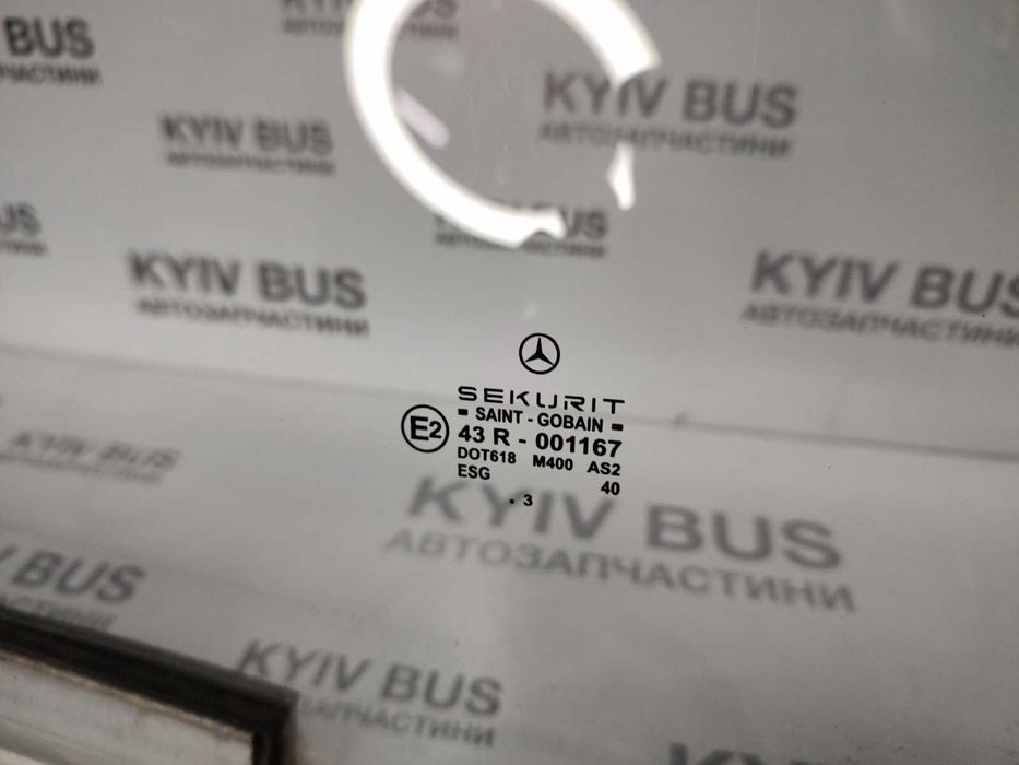 Скло дверей пасажирських Спринтер CDI