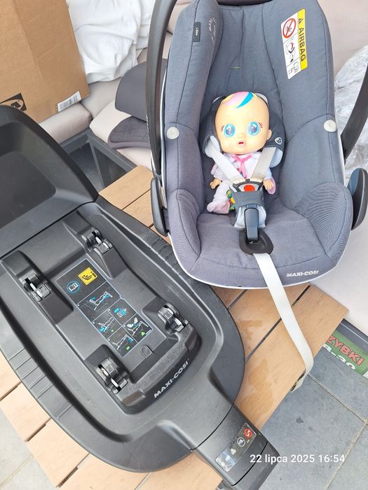 Wózek Muuvo quick 2.0 i nosidełko Maxi Cosi isofix