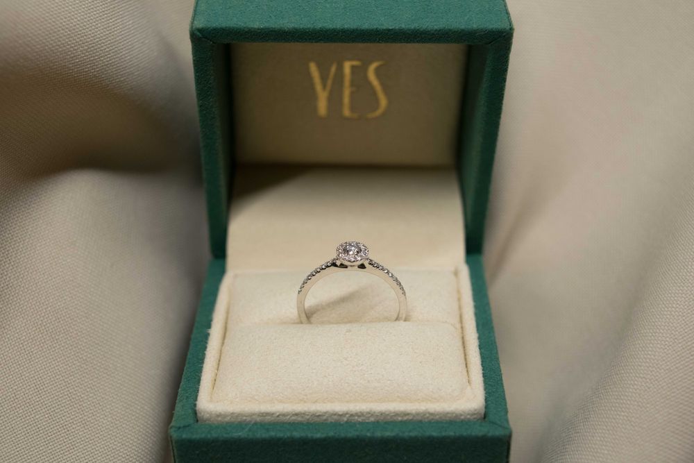 Pierścionek zaręczynowy białe złoto Yes 0,20 ct.