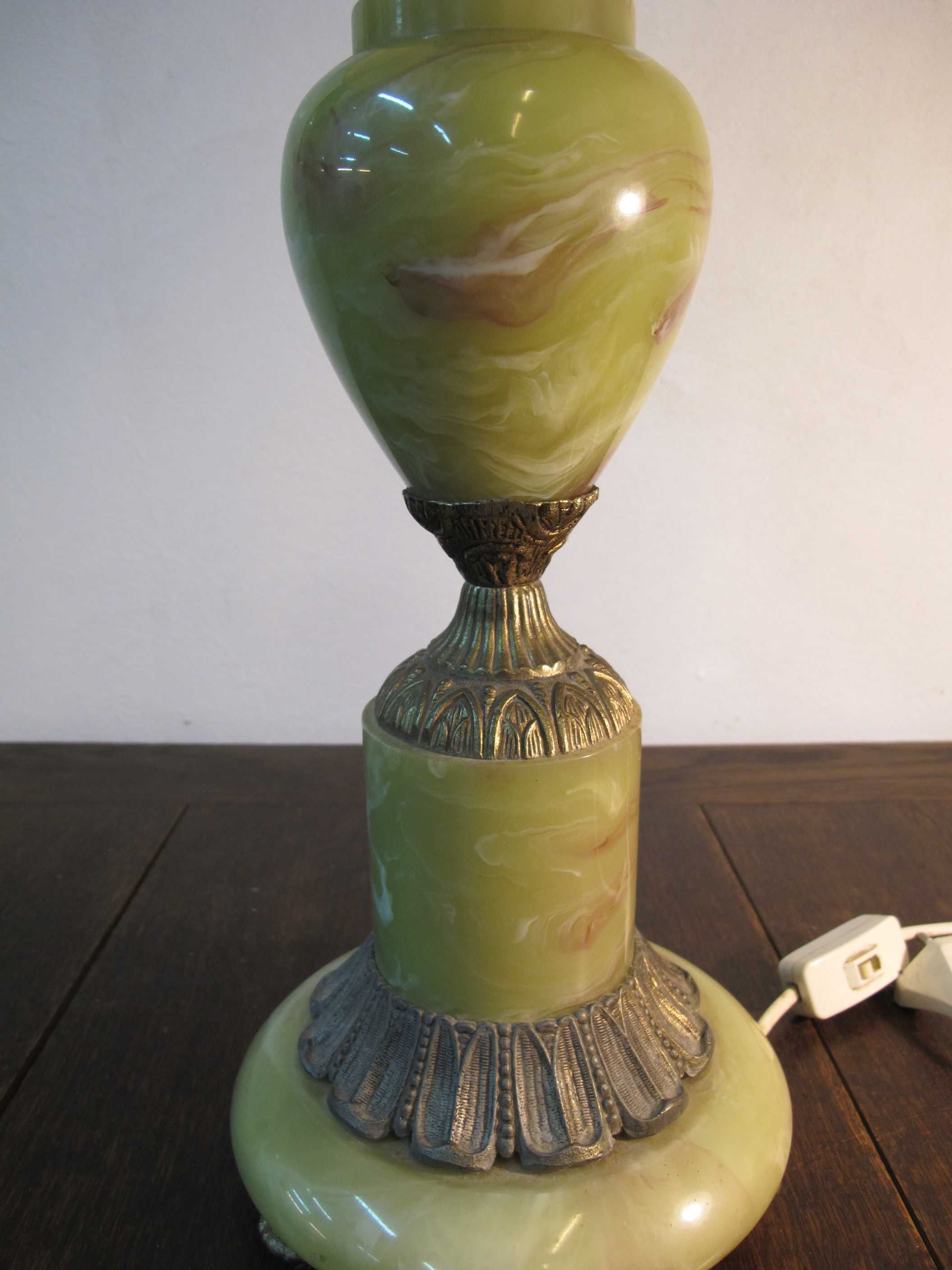 Lampa stołowa alabastrowa marmurowa zielona z abażurem żółtym