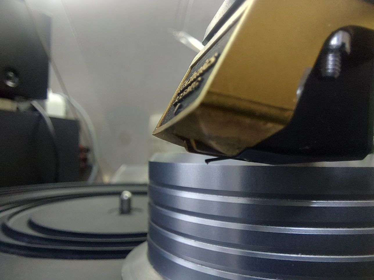 Продам MC звукоснимающую головку Cartridge Technics EPC 305