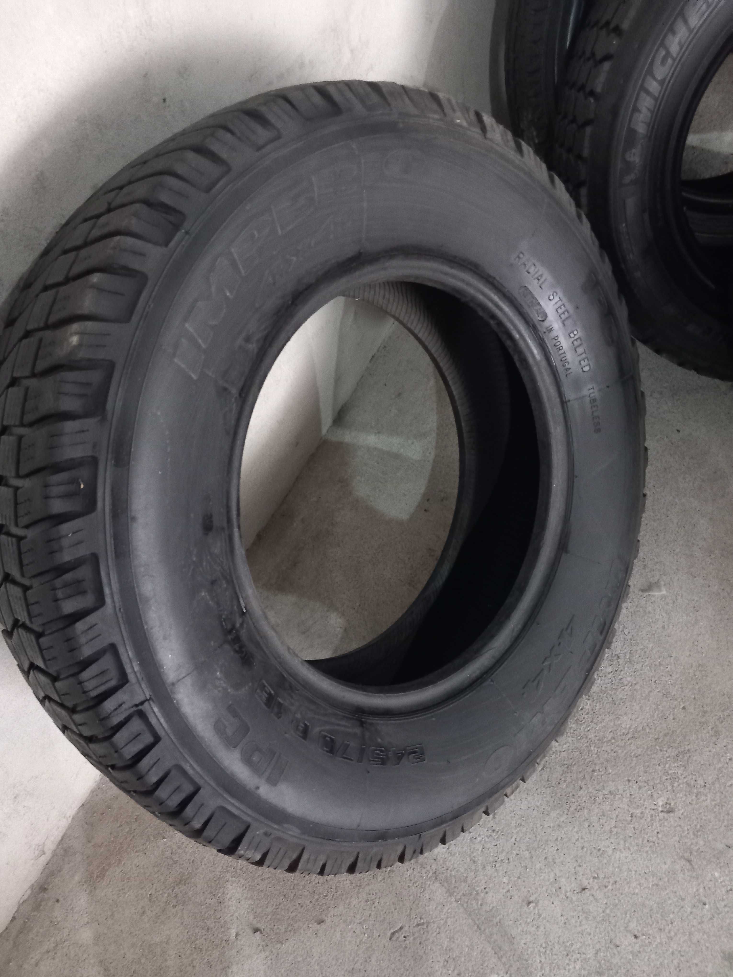 Pneus Novos 245 + 265/70 R16