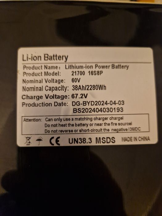 Bateria 60v 38Ah em optimo estado .
Com apenas 400km rodados .