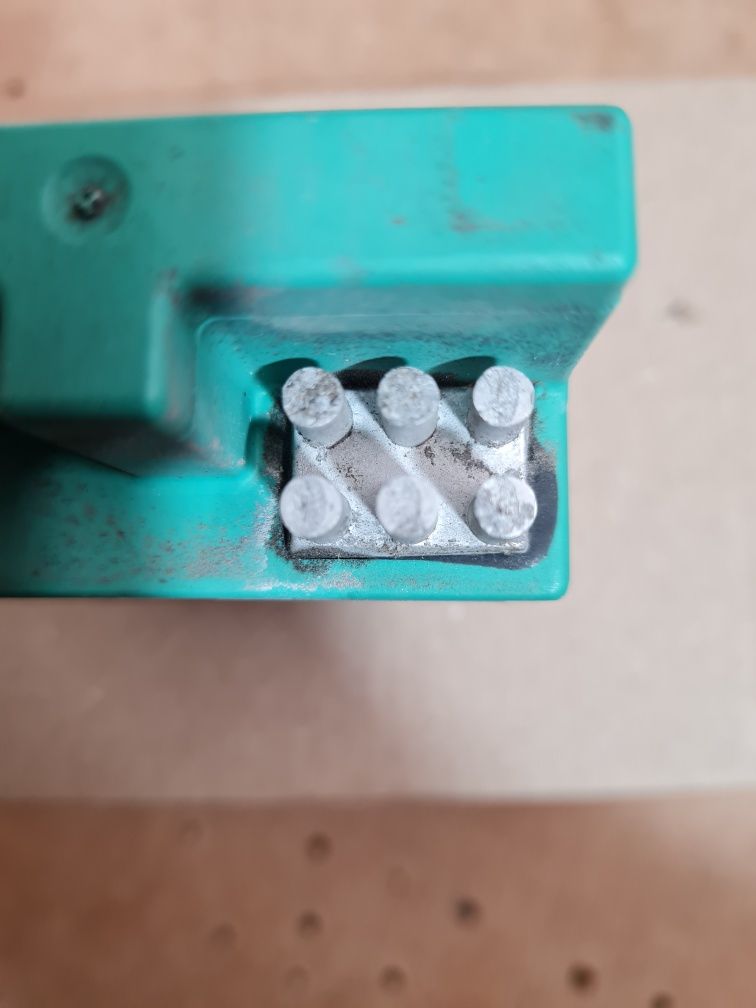 Блок Керування паливним насосом VW 5N0906093B
