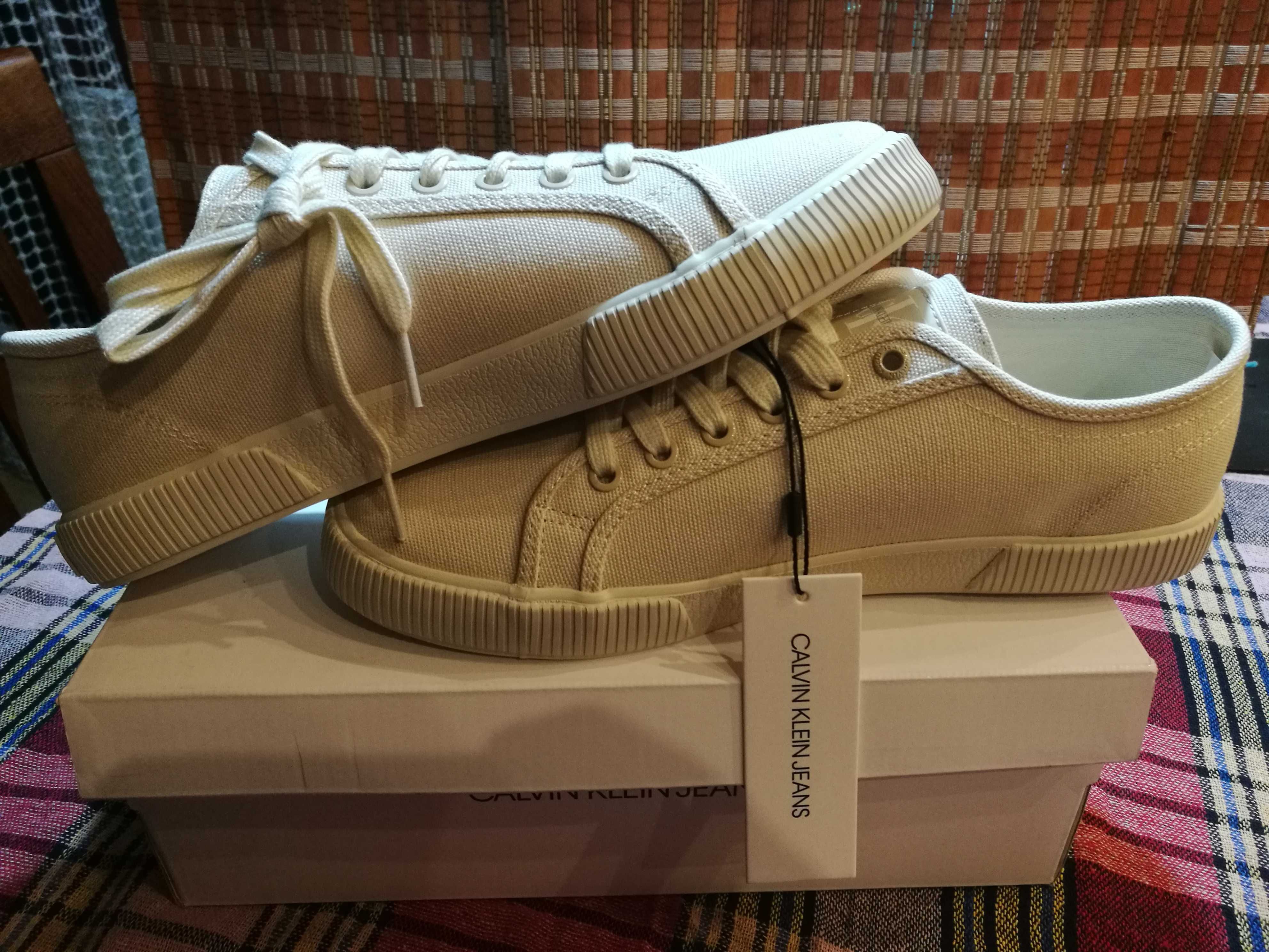 Nowe Tenisówki Calvin Klein Jeans - YM0YM00254 Muslin roz 41 - unikat