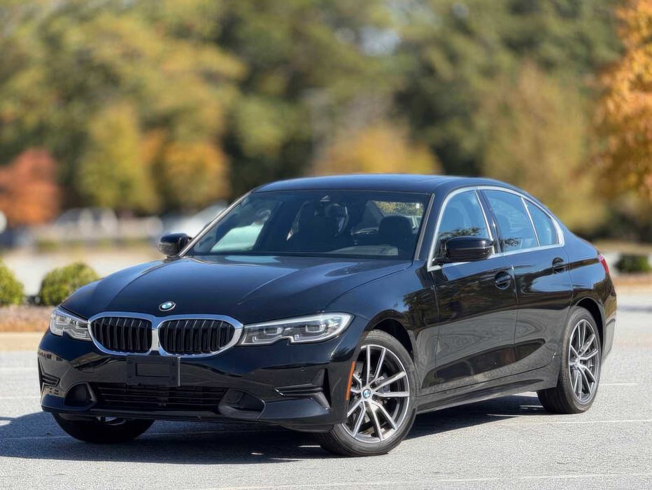 BMW 3 Series 330i xDrive      2019