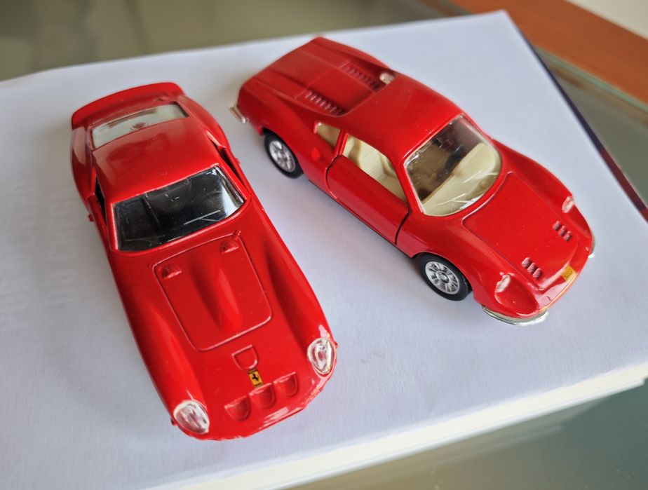 Ferrari - vários modelos escala 1/36-7-8-9