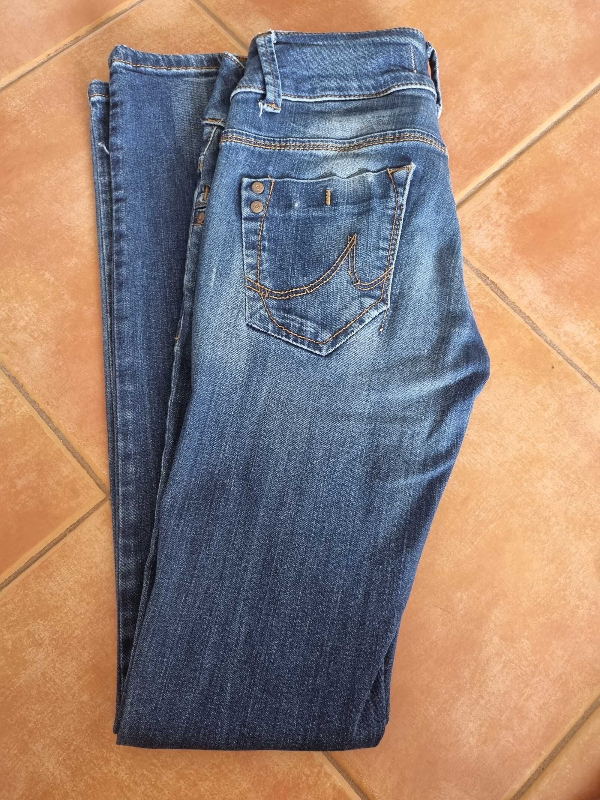 Jeans Calças de ganga
Vários modelos.