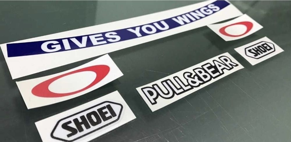 GIVES YOU WINGS  Autocolantes