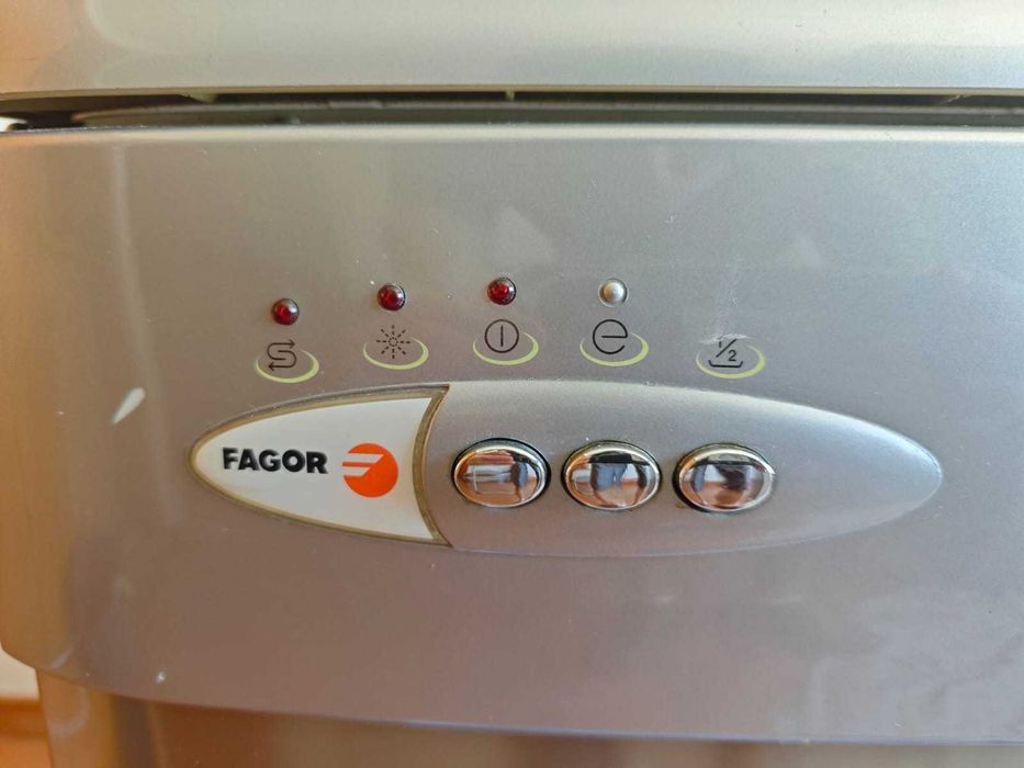 Máquina de lavar loiça Fagor - Elegance Plus – cinzenta