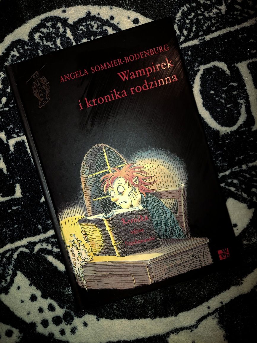Wampirek i kronika rodzinna | Angela Sommer-Bodenburg