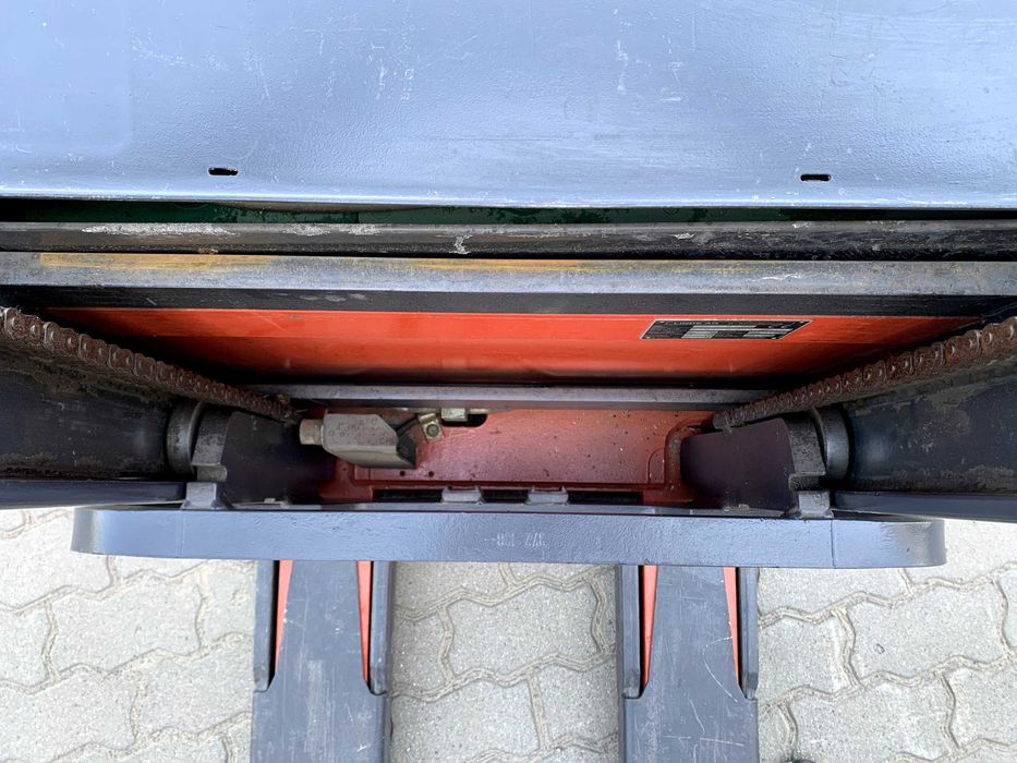 Електричний навантажувач linde L 16 AP + ЗП Jungheinrich SLH 300