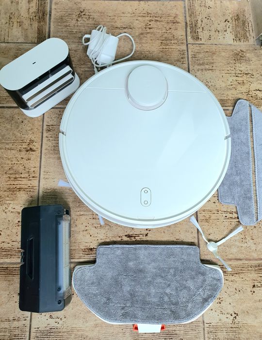 Миючий робот-пилосос Mi robot vacuum-mop p