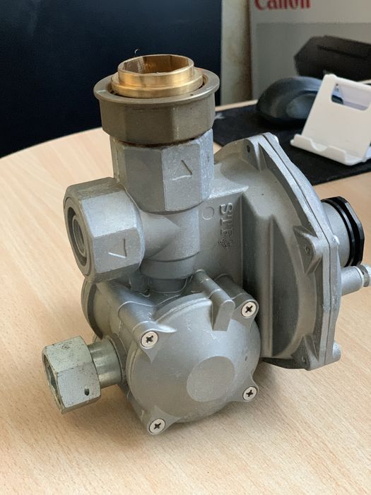 Редуктор газовый. Регулятор давления газа DSR-10 STF gas