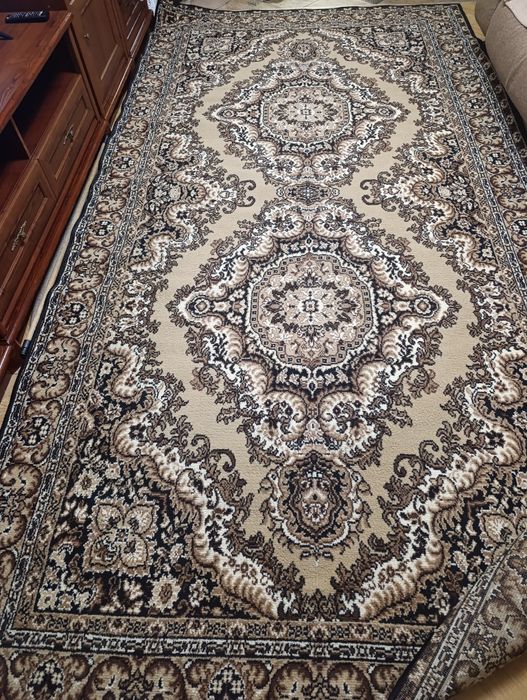 Продаю вживаний килим