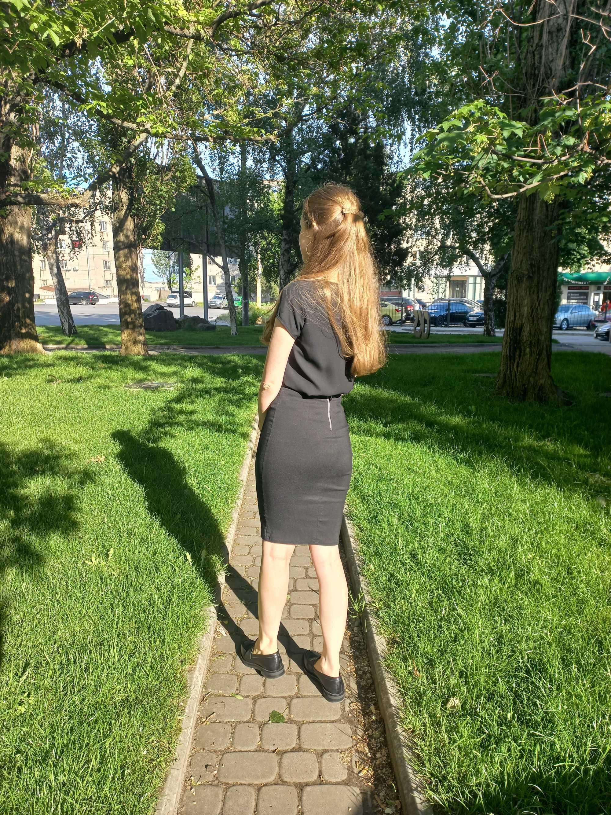 Спідниця олівець приталена 46 розмір