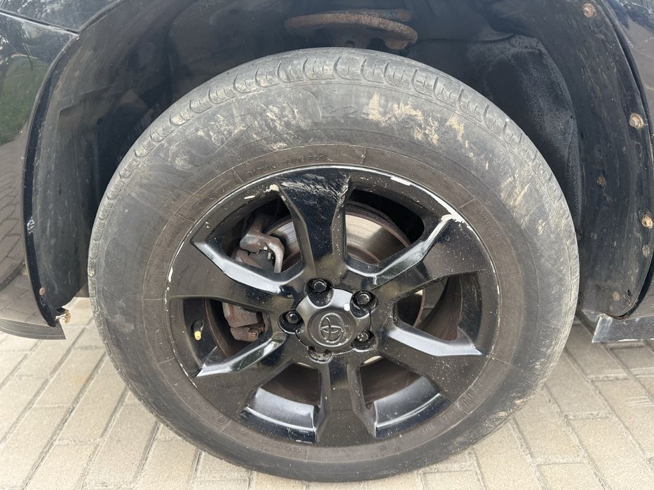 Toyota RAV4 2012 2.2 D 4*4 Англія, для військових