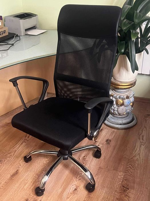 Krzesło biurowe BILLUM czarny