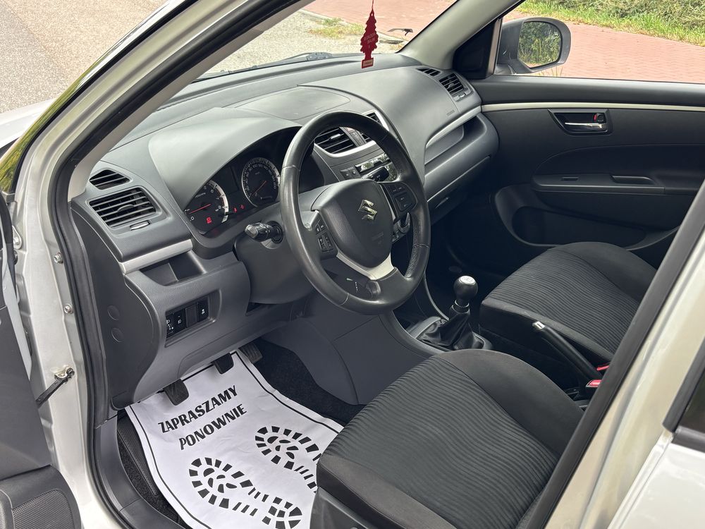 Suzuki Swift|1.2 94KM|2010|Udokumentowany Przebieg|Grzane fotele|!!