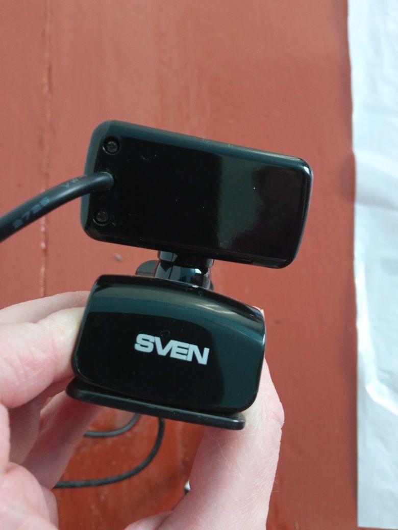 Вебкамера Sven майже нова