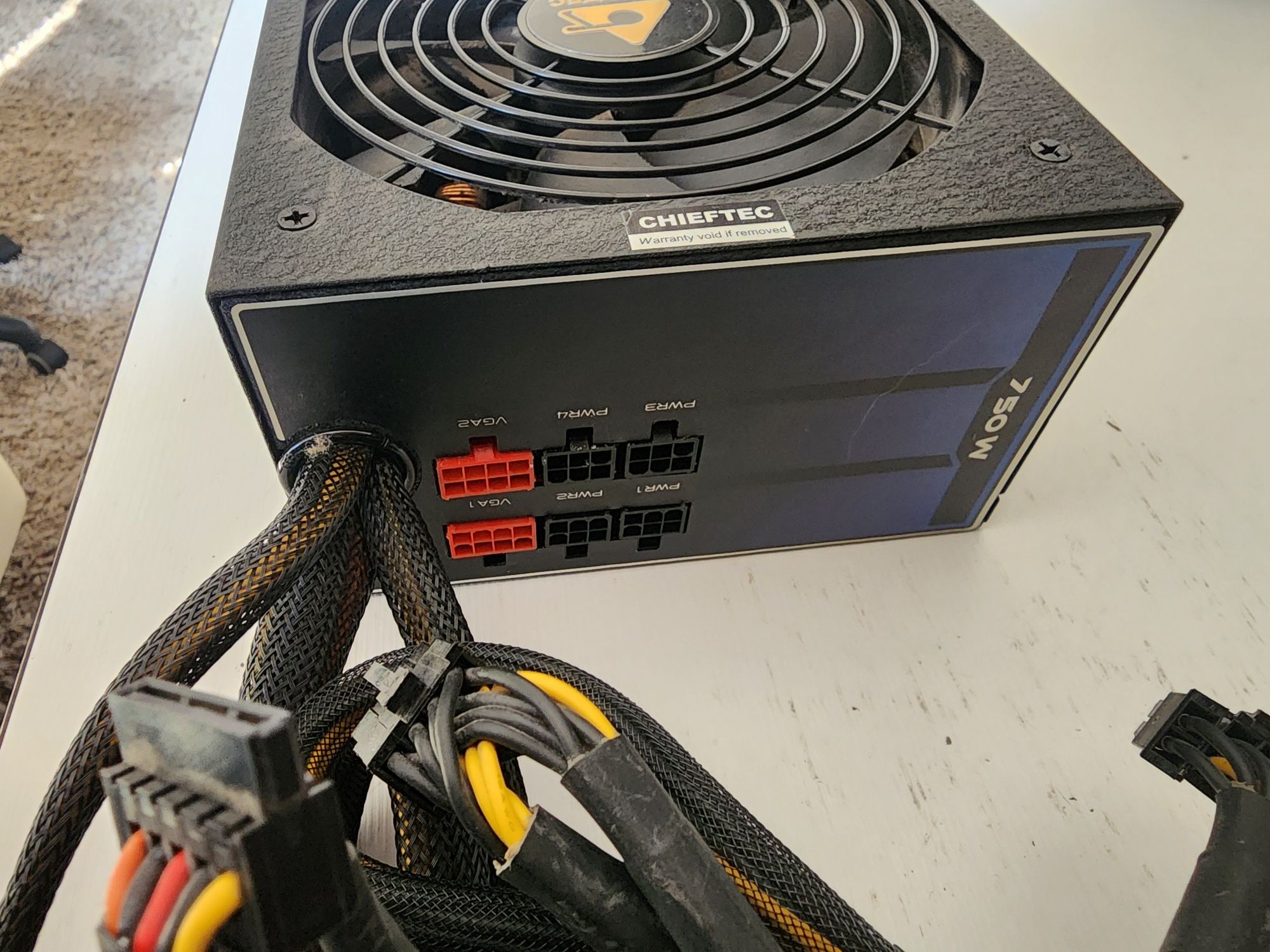 Chieftec bps-750C2 комп'ютерний Блок живлення 750W