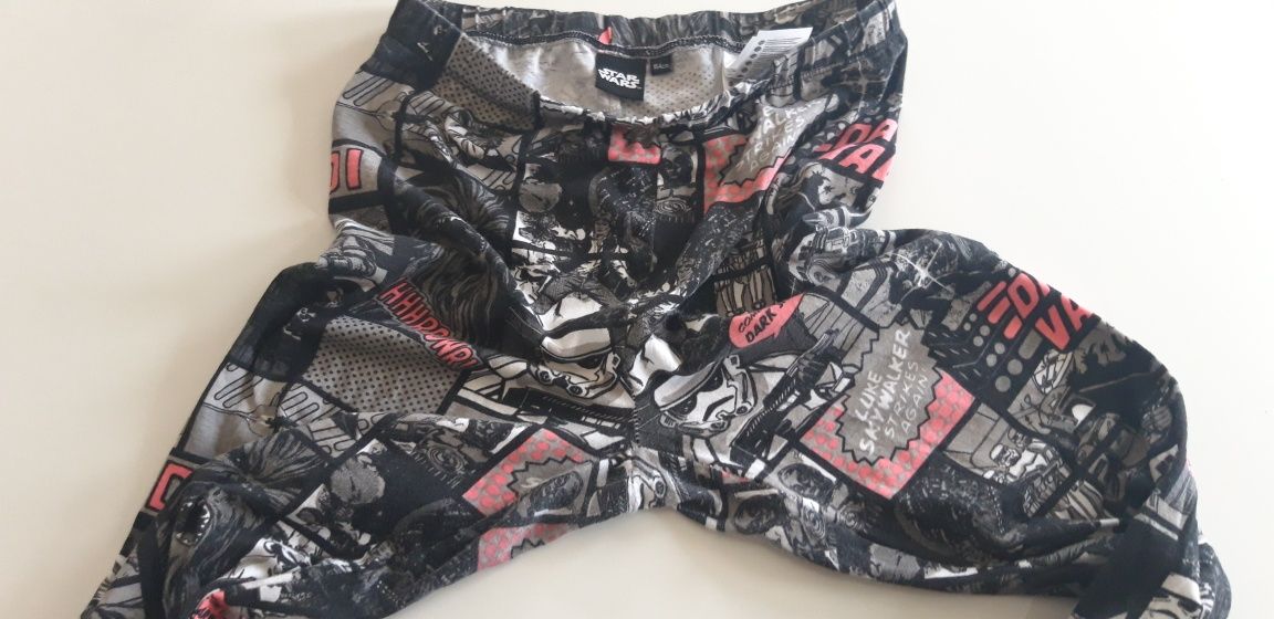 Legginsy z motywem gwiezdnych wojen