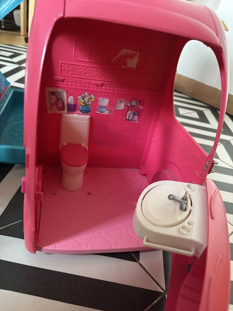 Kamper Barbie wersja LUX z rowerem