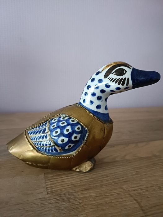 Mosiężno porcelanowa kaczka
